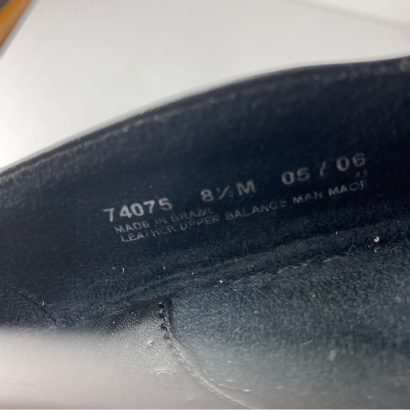 Clarks Womens 8.5 Black Leather Grasp Chime Slip On Comfort Shoe - Picture 6 of 6